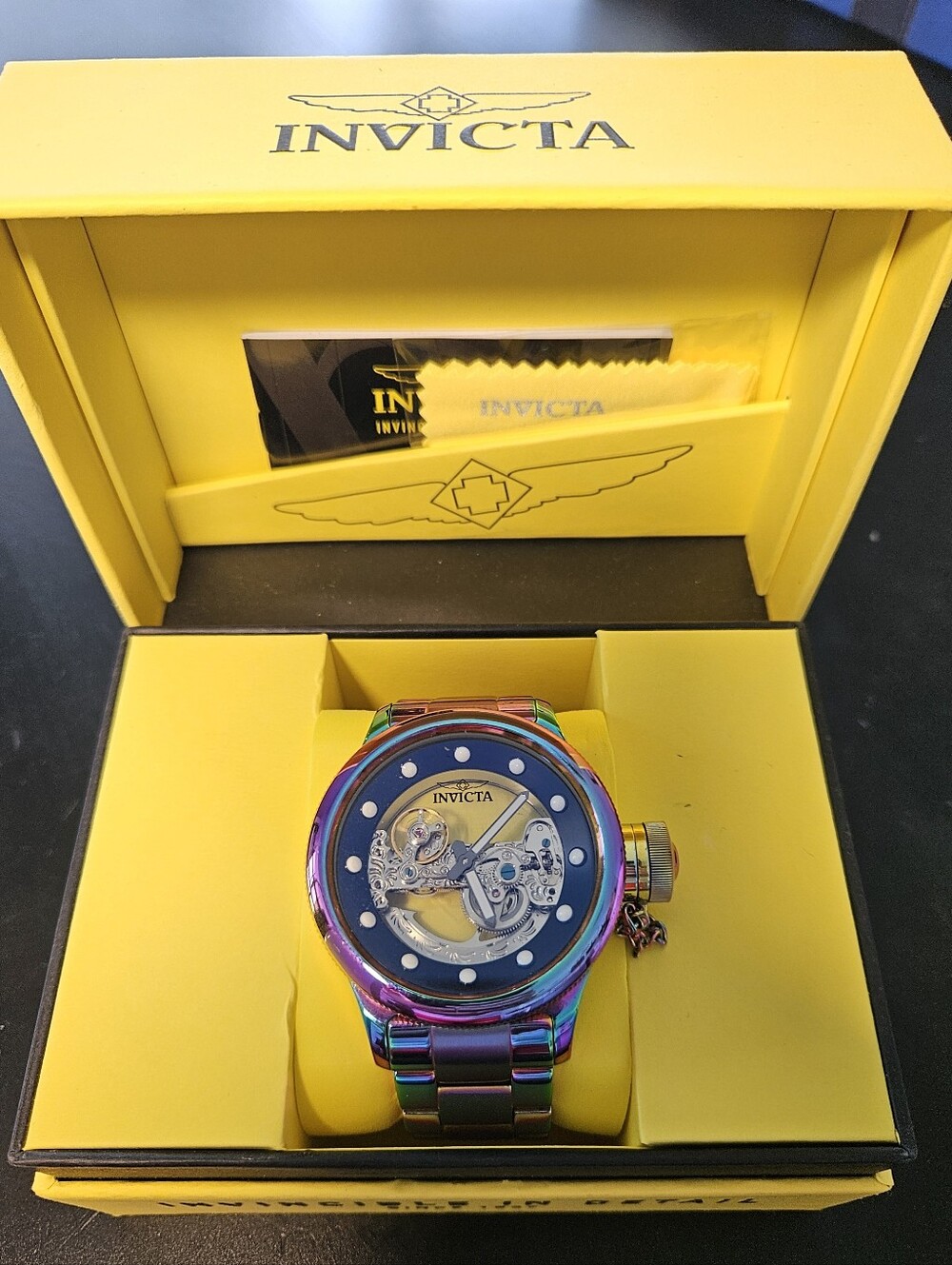 Invicta Russian Diver 26273 is a large, statement-style men's automatic watch.